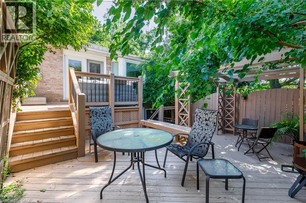 907 Doon Village Road, Kitchener, Ontario  N2P 1A1 - Photo 5 - 40850812