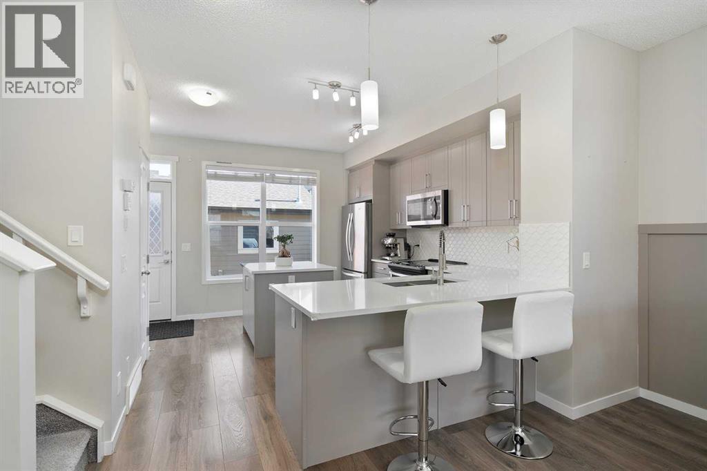 849 Mahogany Boulevard SE, Calgary, Alberta  T3M 2H1 - Photo 2 - A2326122