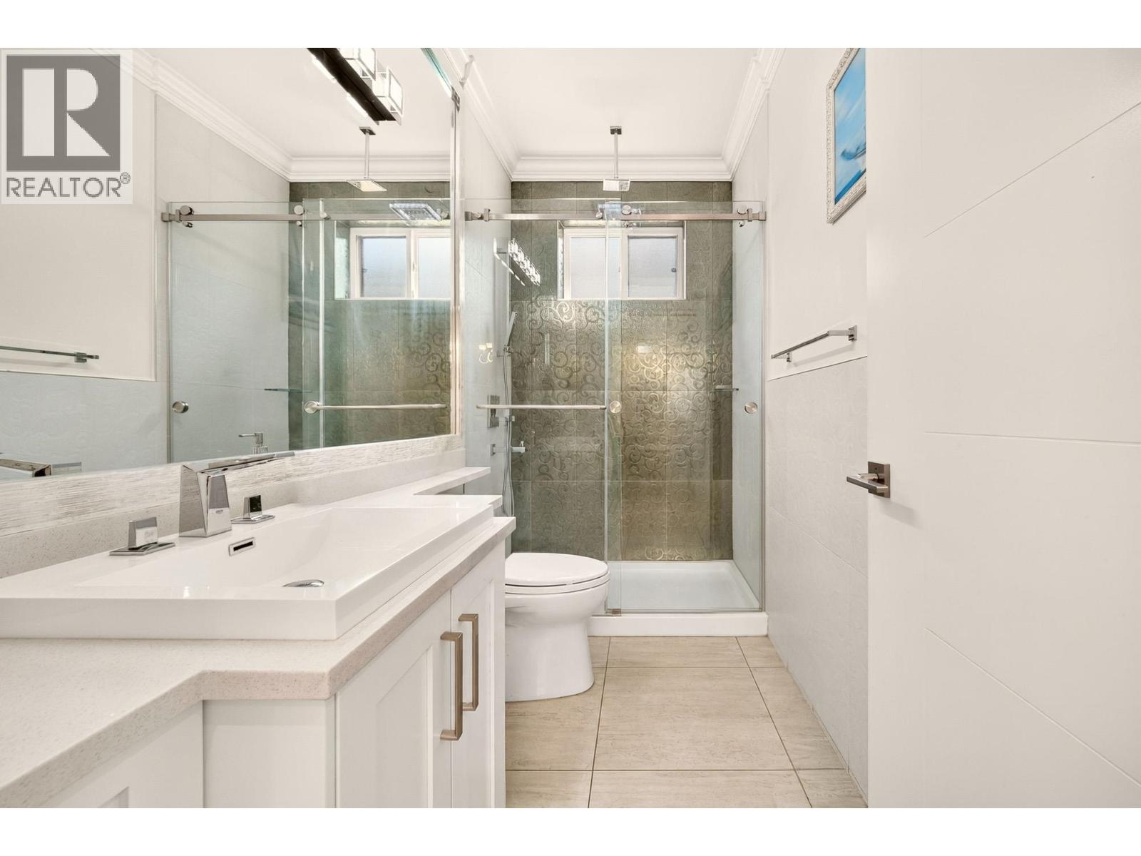 5886 Sherbrooke Street, Vancouver, British Columbia  V5W 3M9 - Photo 13 - R3138142