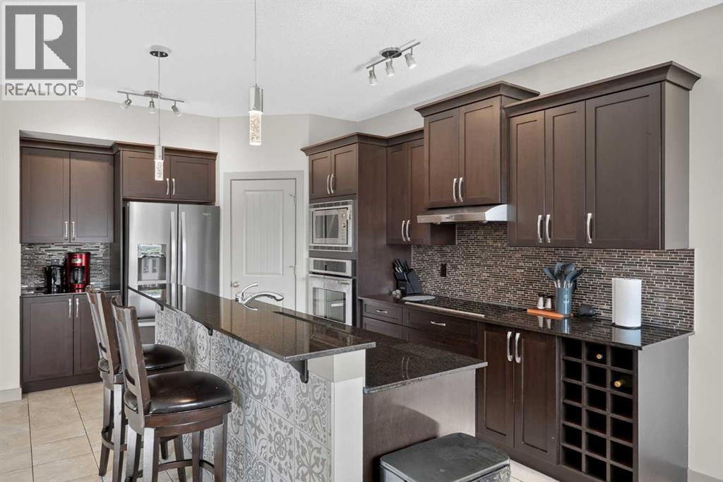 166 Hillcrest Circle SW, Airdrie, Alberta  T4B 0Y5 - Photo 7 - A2324657