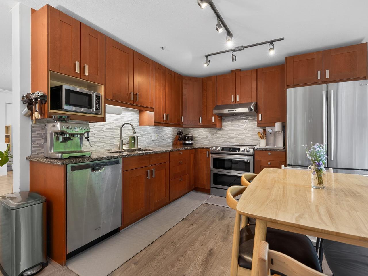 207 9668 148 Street, Surrey, British Columbia  V3R 0W2 - Photo 9 - R3153148