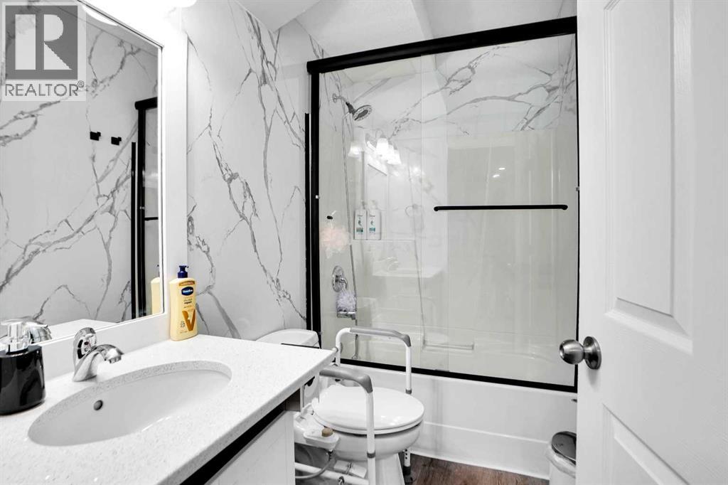 119 Panton Landing NW, Calgary, Alberta  T3K 0W4 - Photo 31 - A2328450