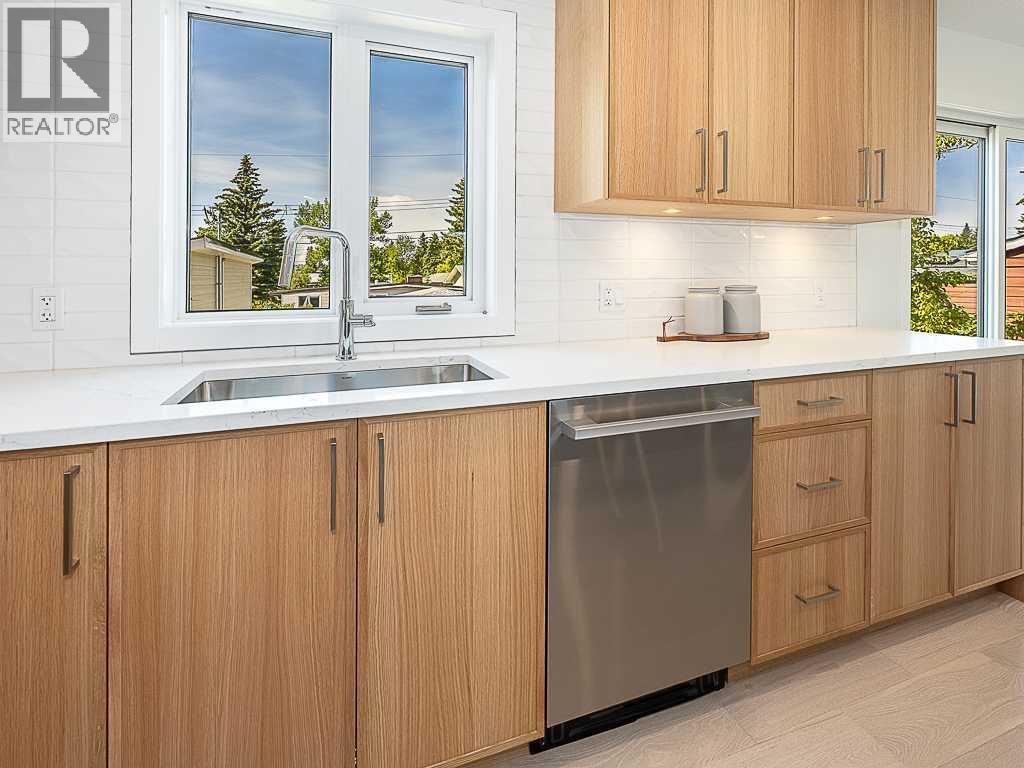 3520 Bulyea Crescent NW, Calgary, Alberta  T2L 1N7 - Photo 7 - A2325448