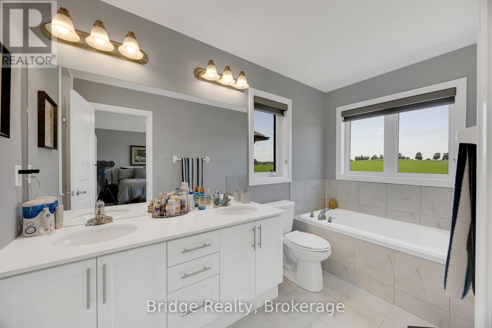 892 Sobeski Avenue, Woodstock, Ontario  N4T 0N7 - Photo 27 - X13643130