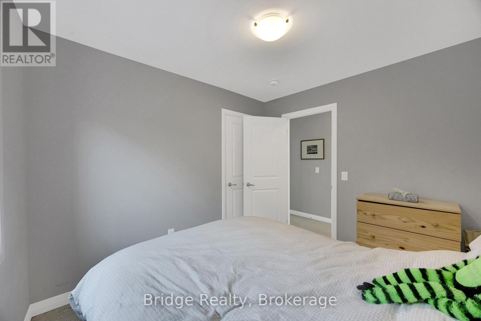 892 Sobeski Avenue, Woodstock, Ontario  N4T 0N7 - Photo 32 - X13643130