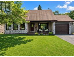 12 Maple ST, Wawa, Ontario