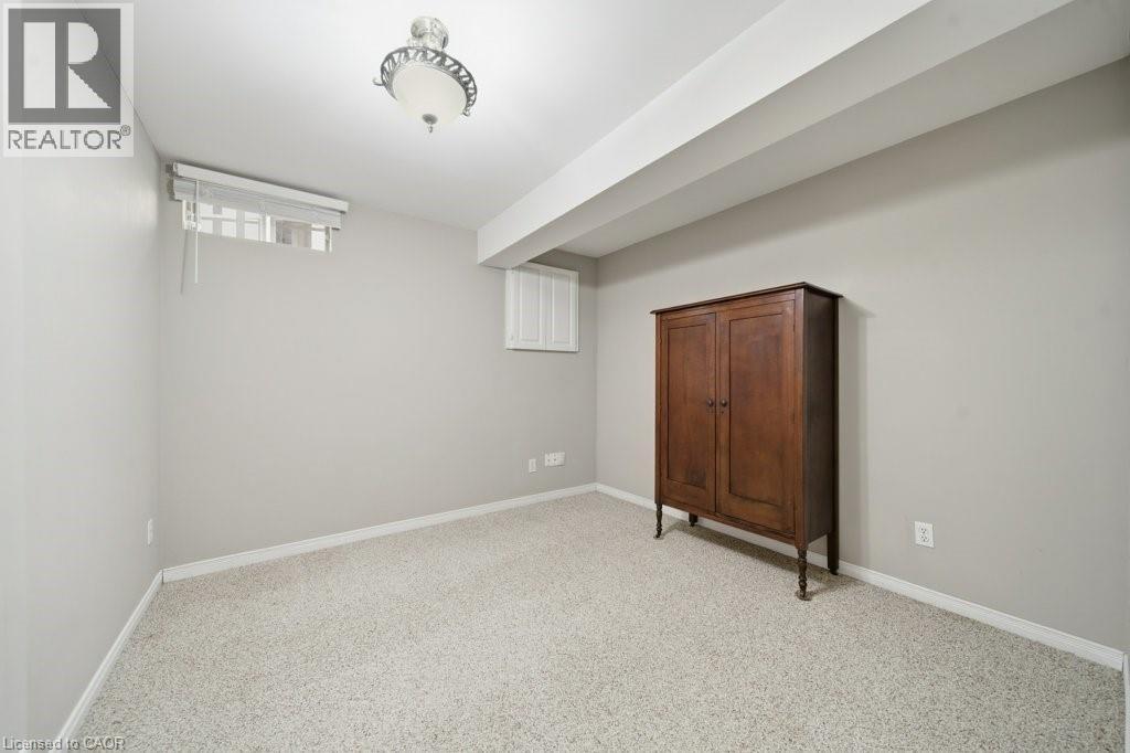 44 Windermere Court, Kitchener, Ontario  N2N 2W4 - Photo 25 - 40837725