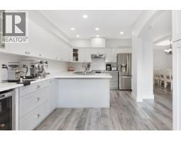 14 11358 COTTONWOOD DRIVE, Maple Ridge, British Columbia