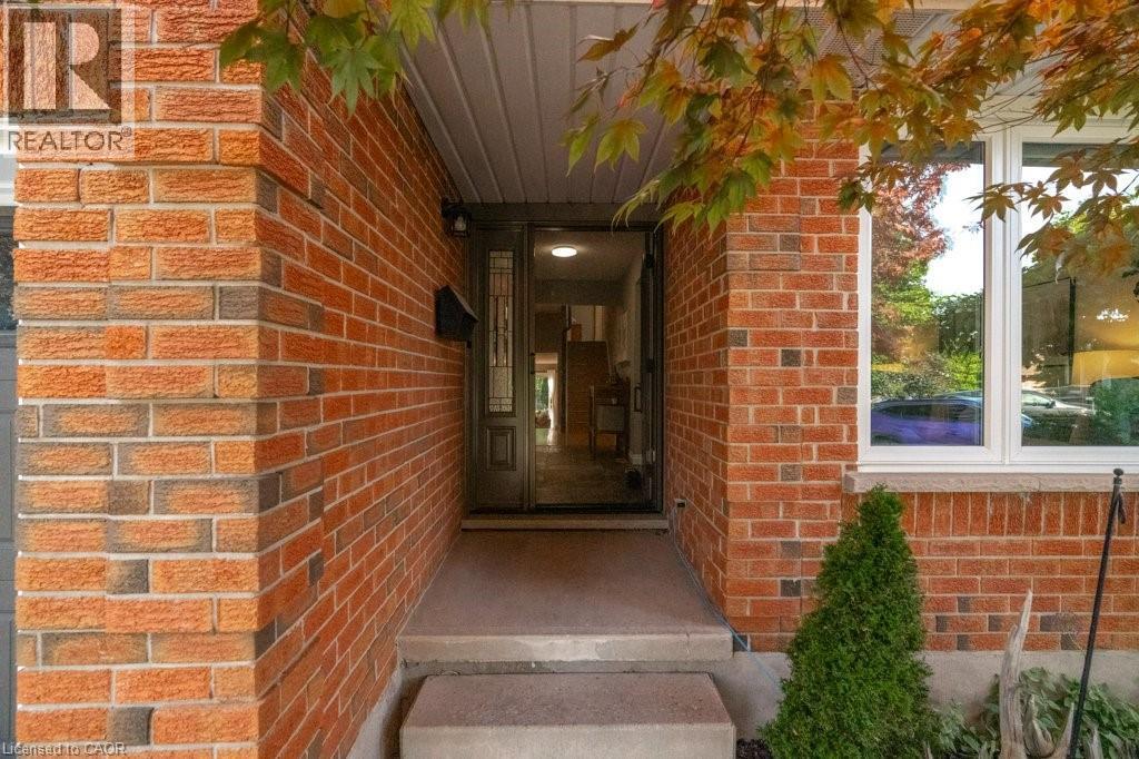 44 Windermere Court, Kitchener, Ontario  N2N 2W4 - Photo 5 - 40837725