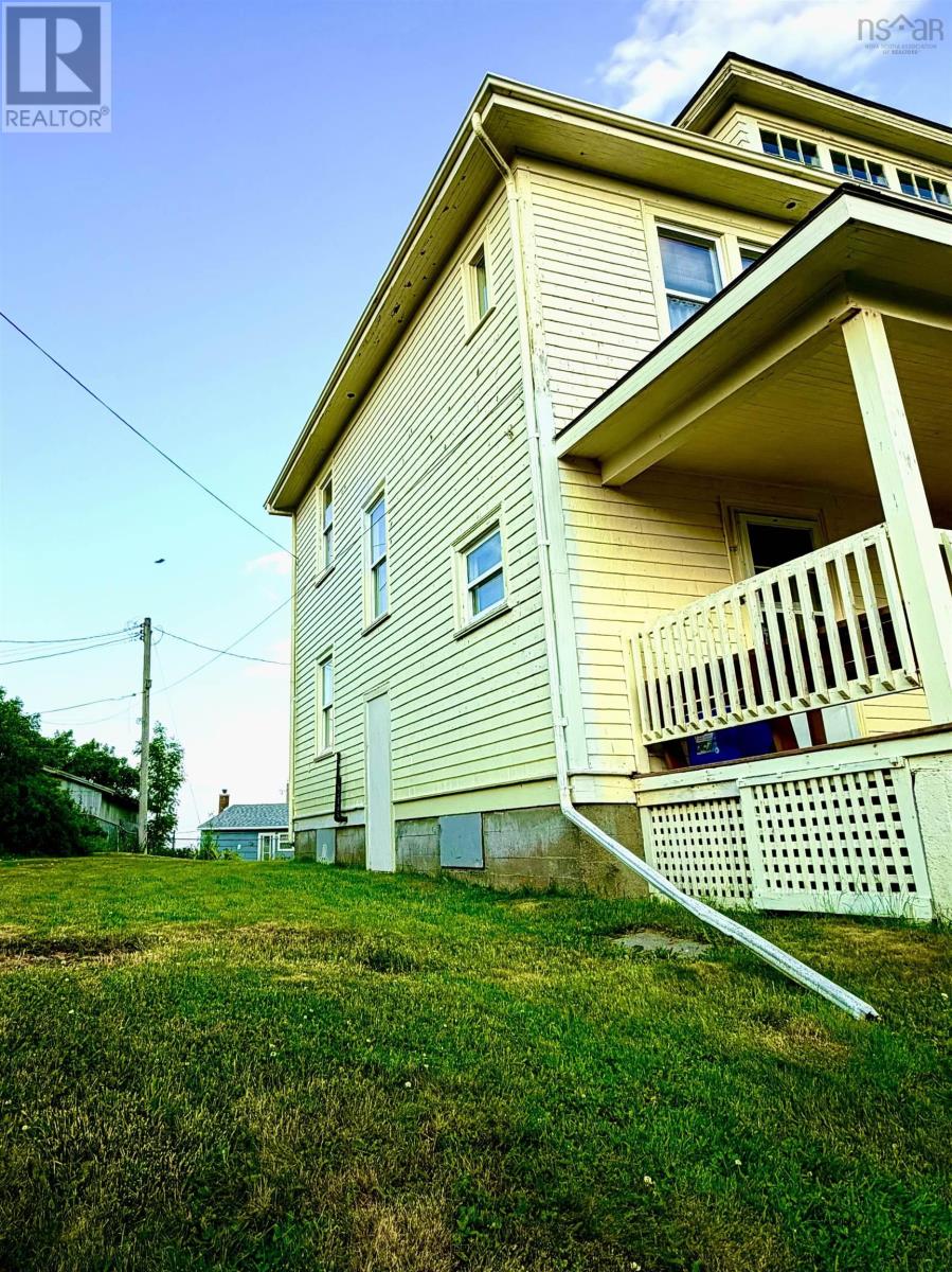 53 Carleton Terrace, Canso, Nova Scotia  B0H 1H0 - Photo 3 - 202528773