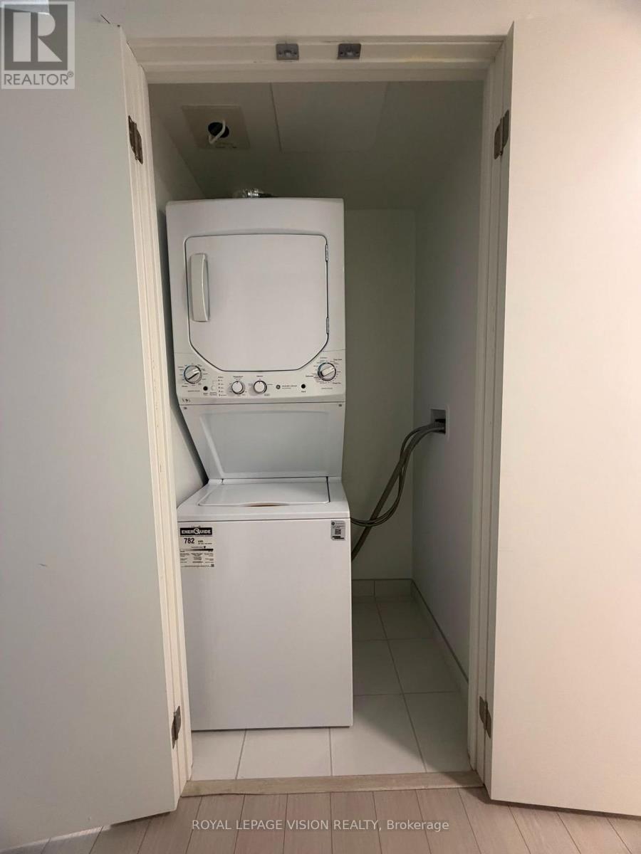 1112 - 4010 Eglinton Avenue W, Toronto, Ontario  M9A 0G5 - Photo 6 - W13639442