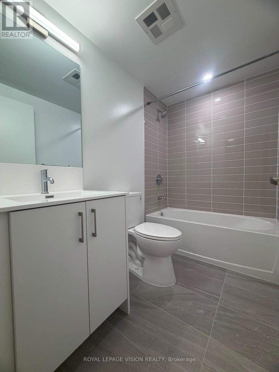 1112 - 4010 Eglinton Avenue W, Toronto, Ontario  M9A 0G5 - Photo 4 - W13639442