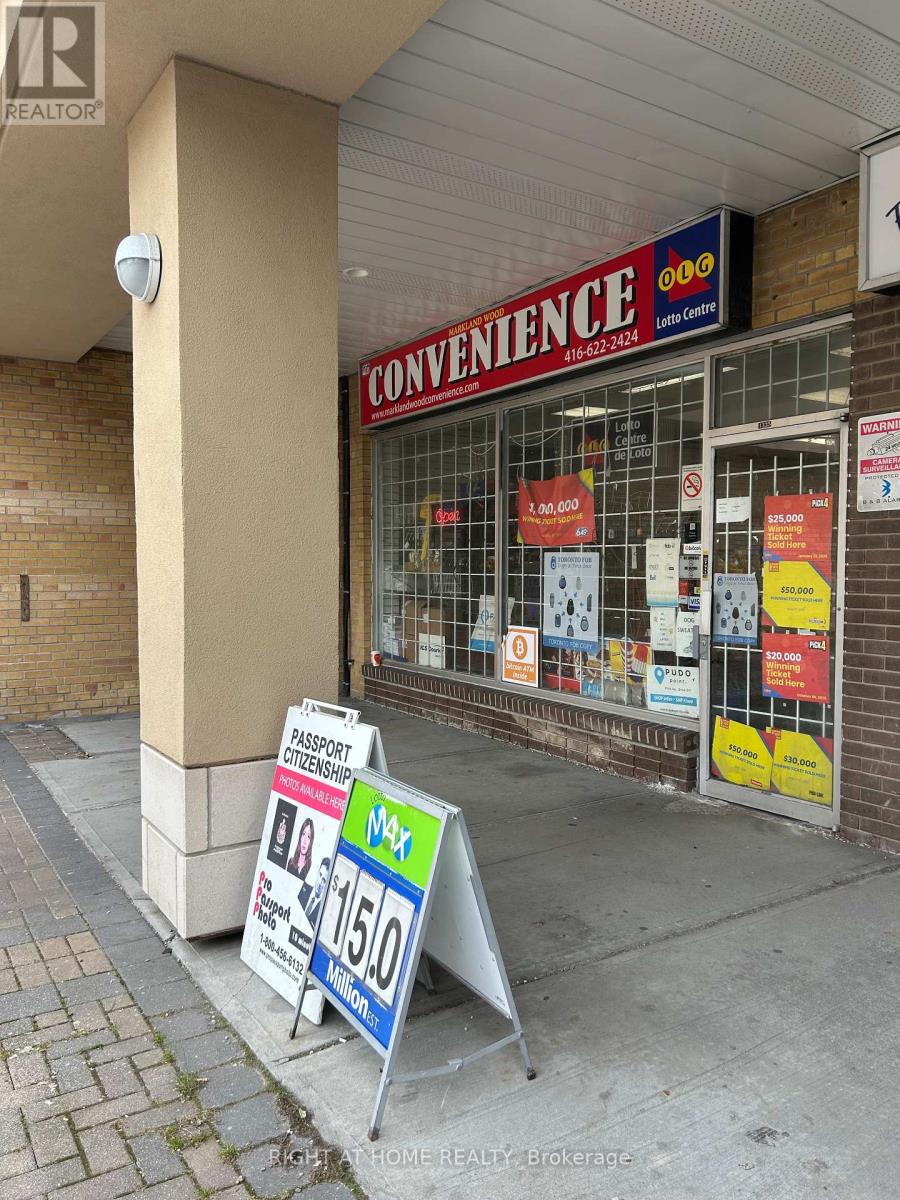 10 - 4335 BLOOR STREET W, Toronto, Ontario
