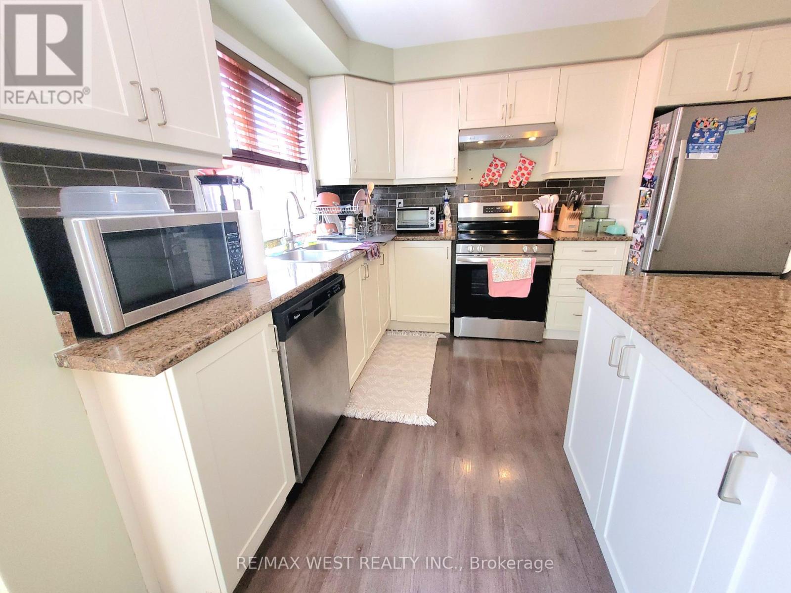 21 Billiter Road W, Brampton, Ontario  L7A 4G8 - Photo 4 - W13574758