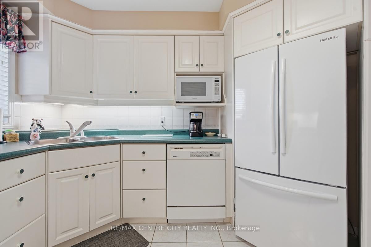 48 Ilderbrook Circle, Middlesex Centre, Ontario  N0M 2A0 - Photo 15 - X13643250