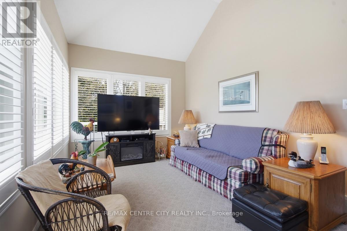 48 Ilderbrook Circle, Middlesex Centre, Ontario  N0M 2A0 - Photo 18 - X13643250
