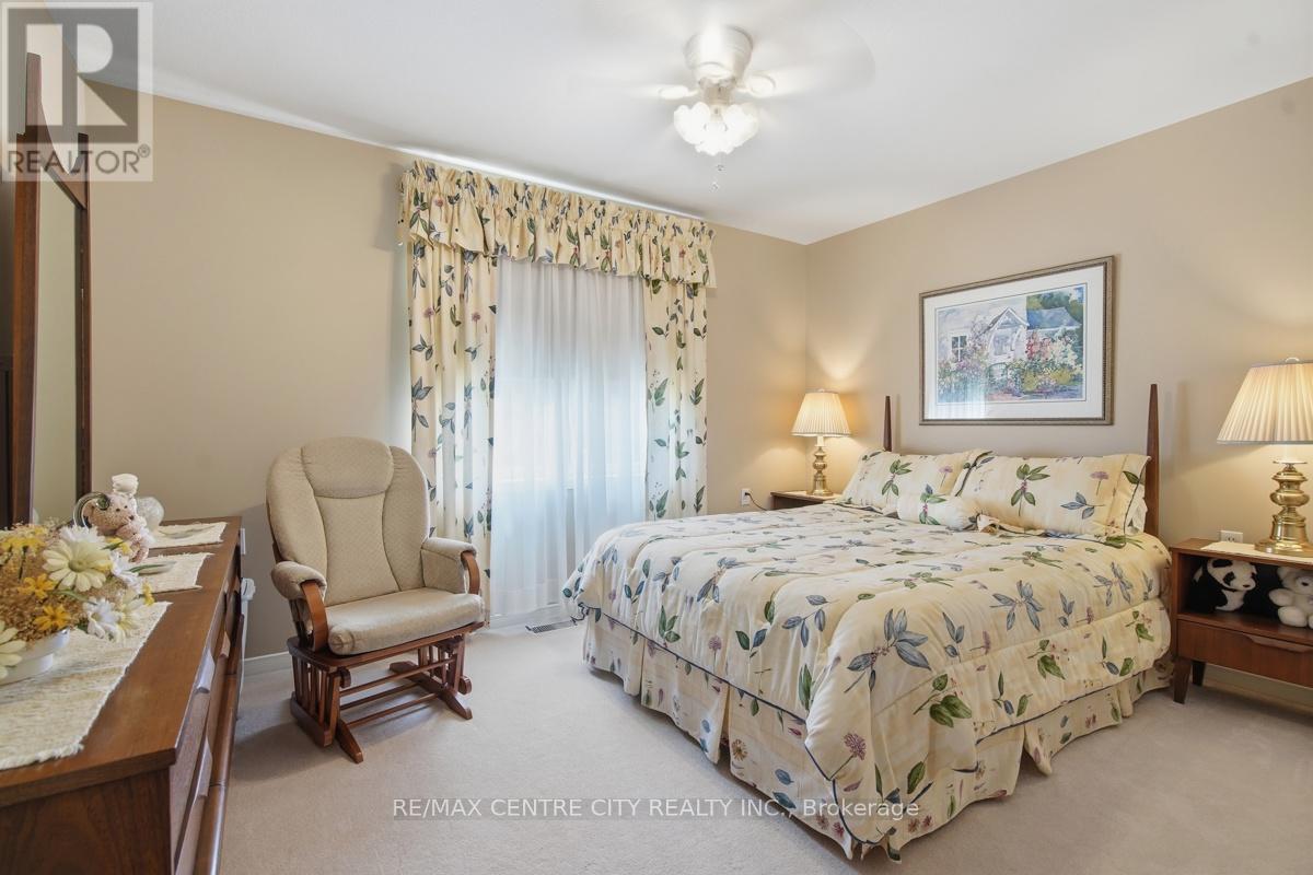 48 Ilderbrook Circle, Middlesex Centre, Ontario  N0M 2A0 - Photo 22 - X13643250