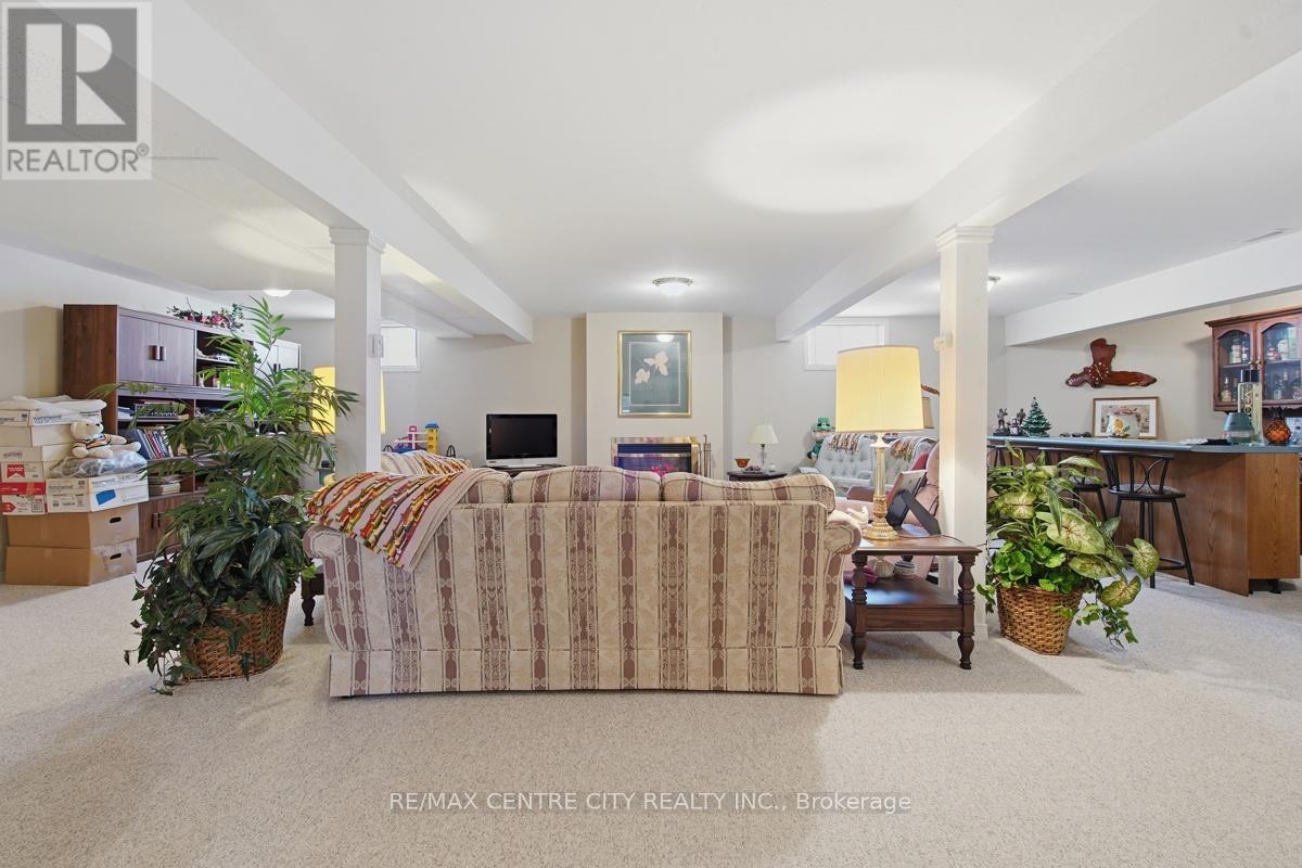 48 Ilderbrook Circle, Middlesex Centre, Ontario  N0M 2A0 - Photo 26 - X13643250