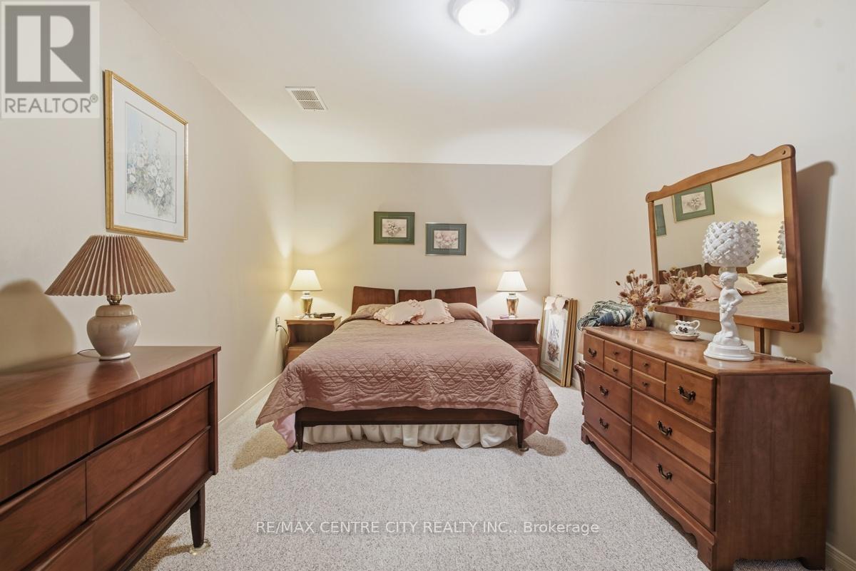 48 Ilderbrook Circle, Middlesex Centre, Ontario  N0M 2A0 - Photo 31 - X13643250