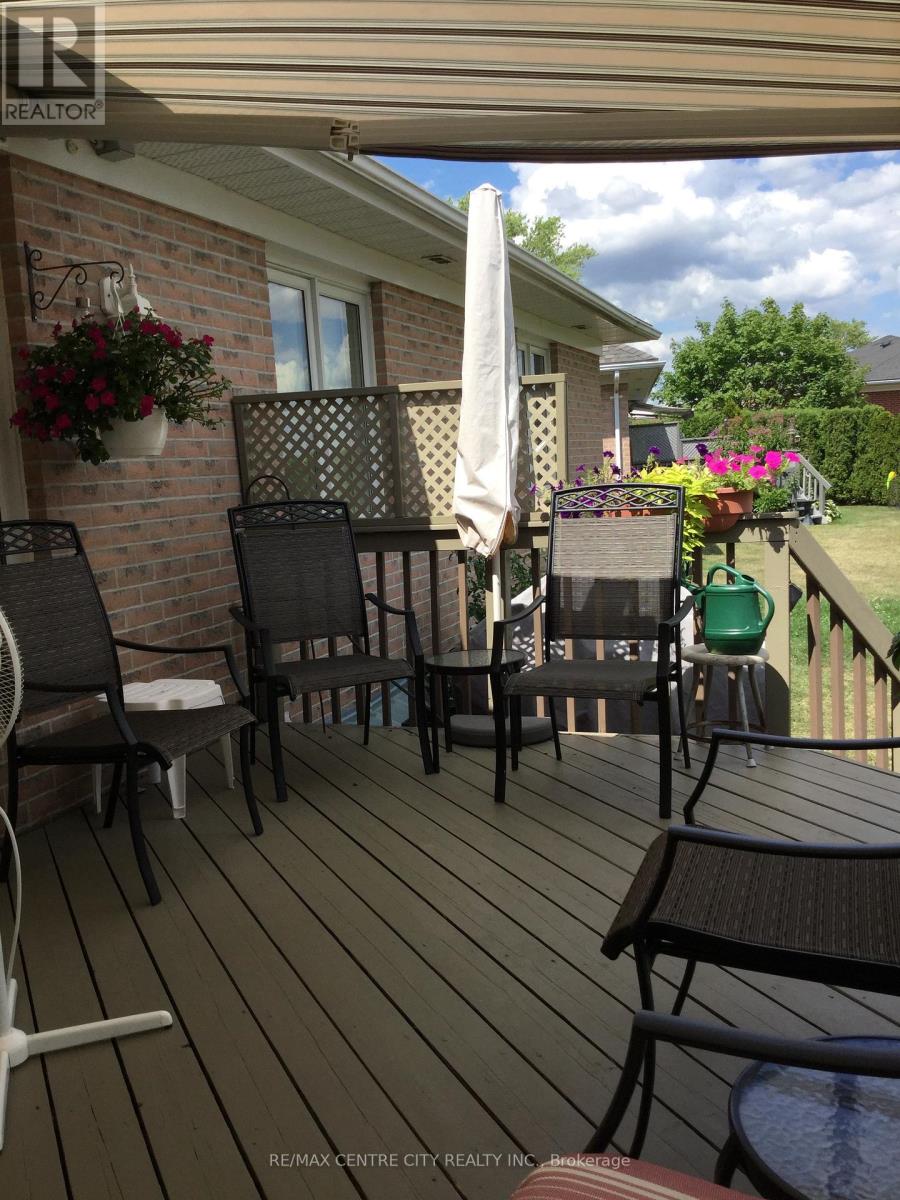 48 Ilderbrook Circle, Middlesex Centre, Ontario  N0M 2A0 - Photo 34 - X13643250