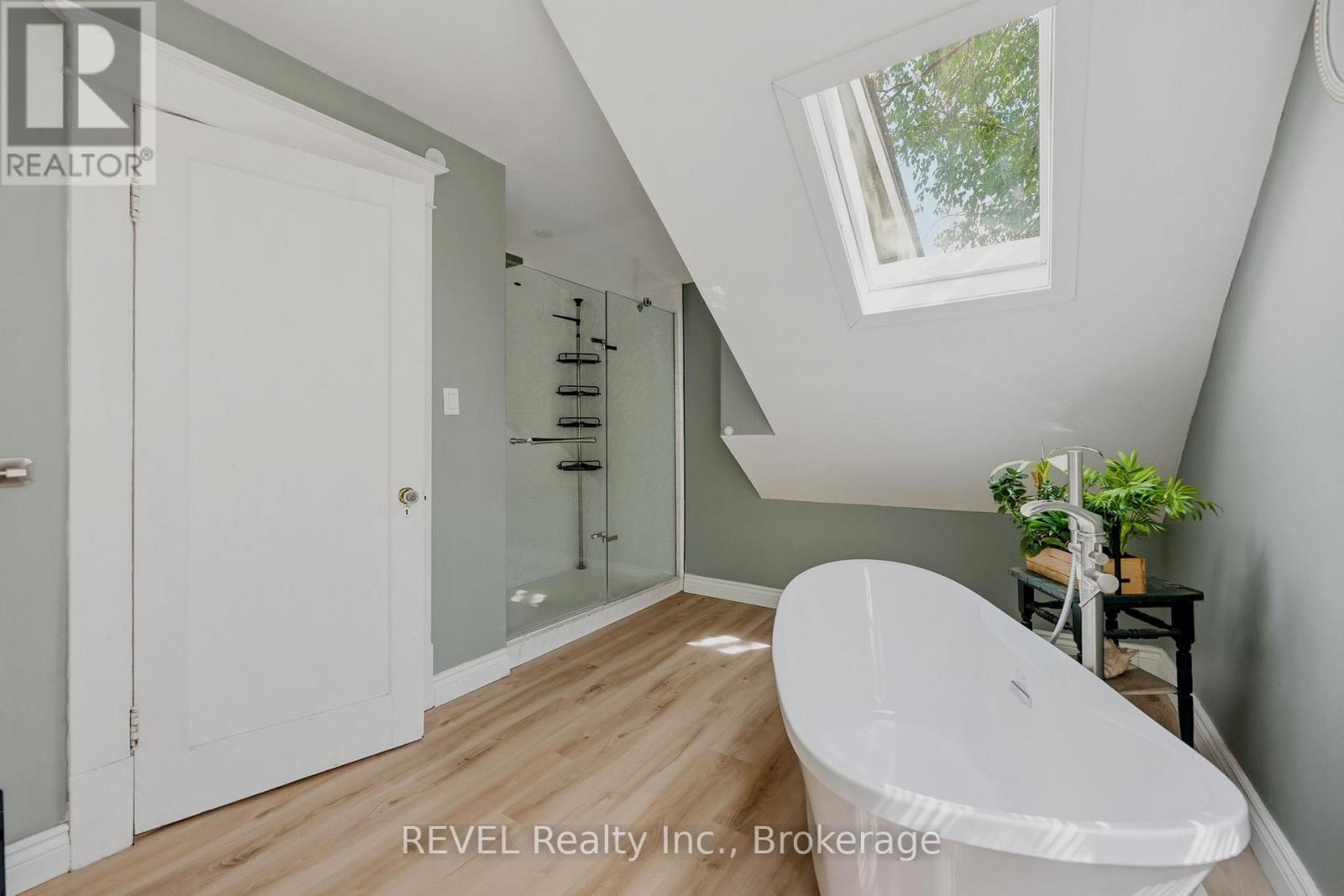 2732 Portage Road, Niagara Falls, Ontario  L2J 2J3 - Photo 34 - X13412798