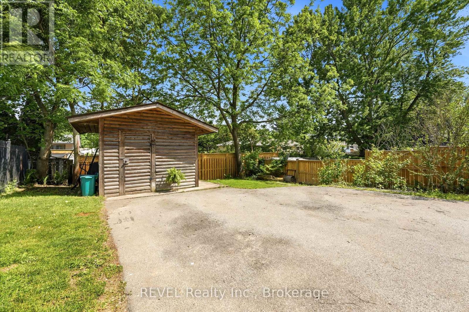 2732 Portage Road, Niagara Falls, Ontario  L2J 2J3 - Photo 43 - X13412798