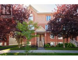 38 LAKEPOINTE DRIVE, Ottawa, Ontario
