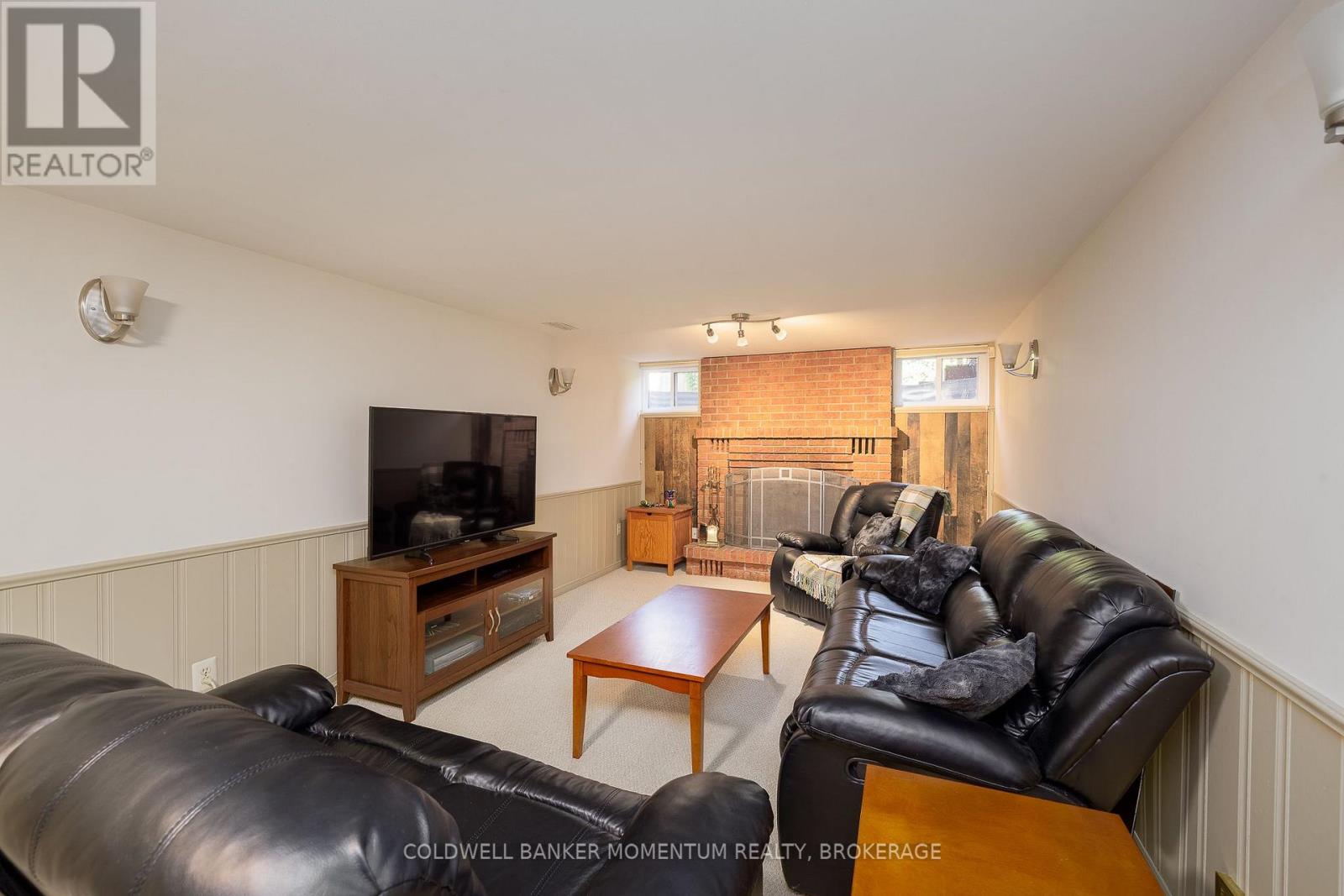 212 Livingston Avenue, Grimsby, Ontario  L3M 4V8 - Photo 31 - X13643170
