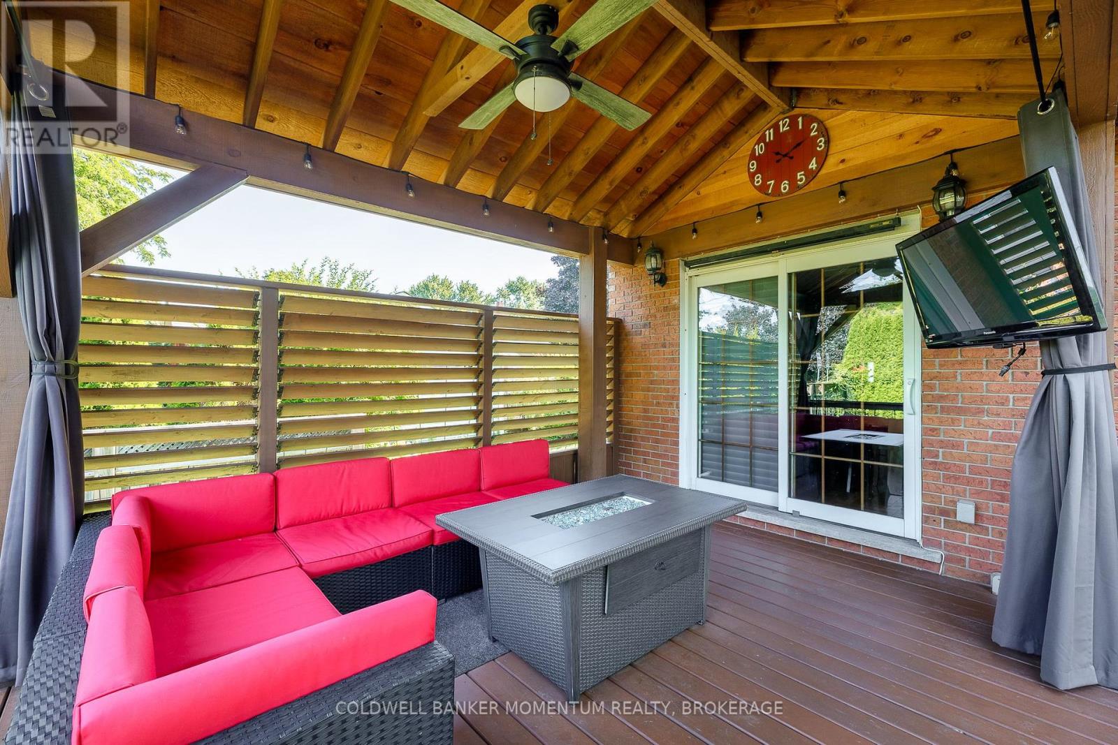 212 Livingston Avenue, Grimsby, Ontario  L3M 4V8 - Photo 36 - X13643170