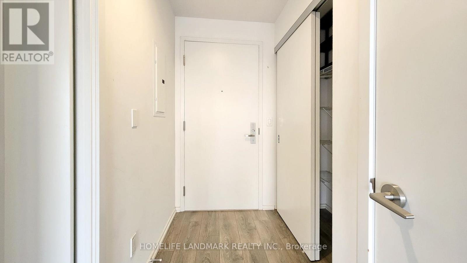 3303 - 75 St Nicholas Street, Toronto, Ontario  M4Y 0A5 - Photo 6 - C13643146