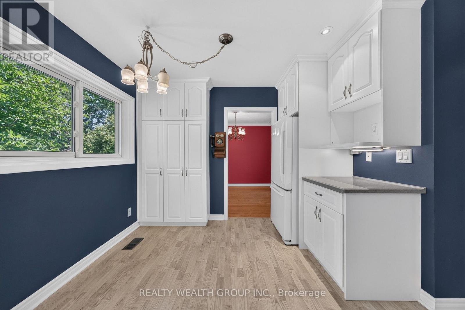 10 Derwent Court, Toronto, Ontario  M2M 2C3 - Photo 12 - C13643212