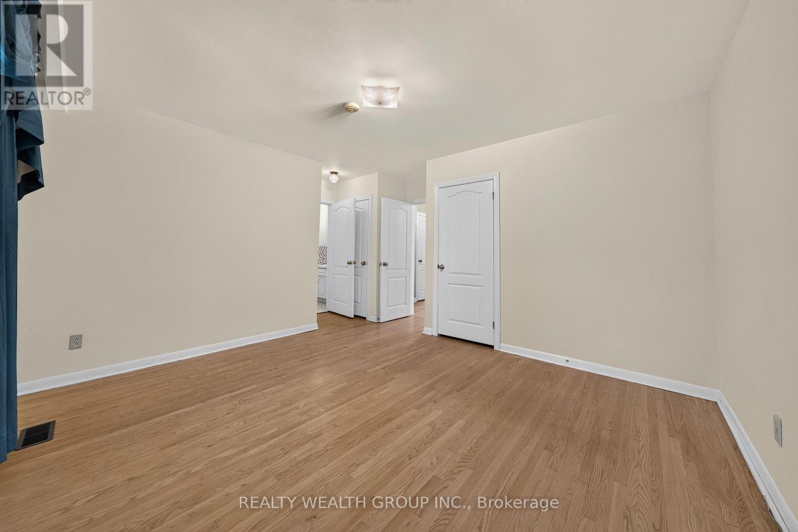 10 Derwent Court, Toronto, Ontario  M2M 2C3 - Photo 15 - C13643212