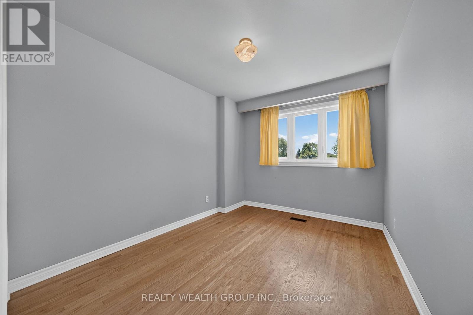 10 Derwent Court, Toronto, Ontario  M2M 2C3 - Photo 17 - C13643212