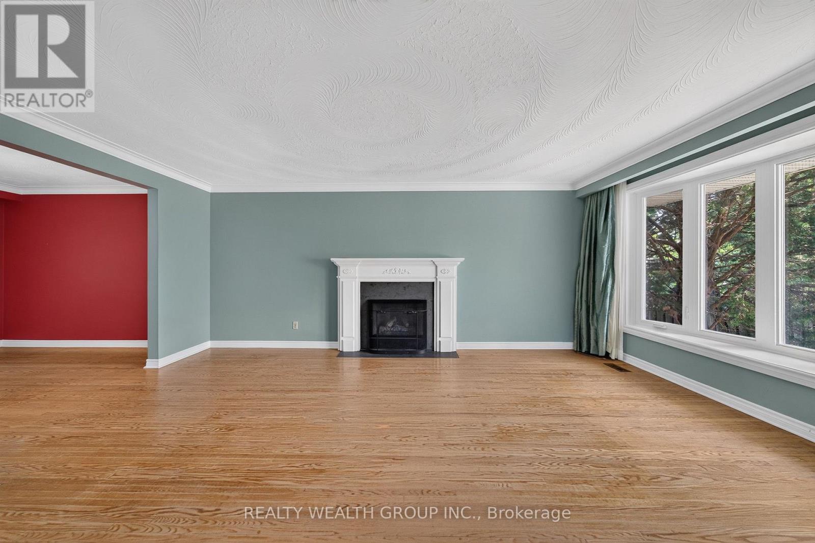 10 Derwent Court, Toronto, Ontario  M2M 2C3 - Photo 5 - C13643212
