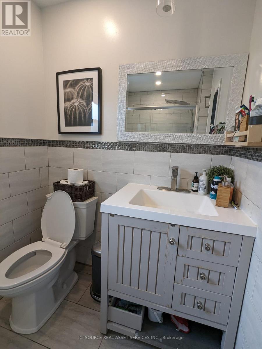 Main - 85 Ranstone Gardens, Toronto, Ontario  M1K 2T9 - Photo 8 - E13643236