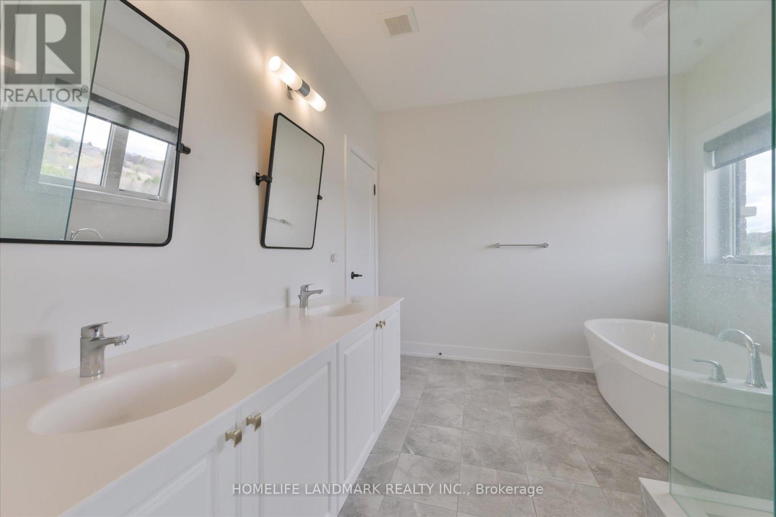 108 Pine Hill Crescent E, Aurora, Ontario  L4G 3X9 - Photo 17 - N13643194
