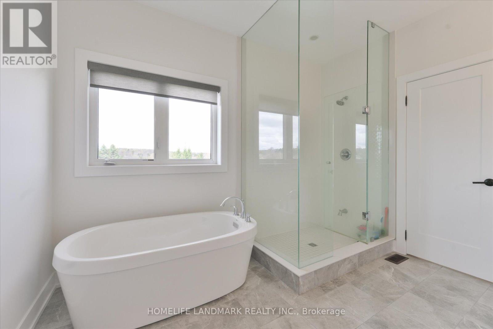 108 Pine Hill Crescent E, Aurora, Ontario  L4G 3X9 - Photo 18 - N13643194
