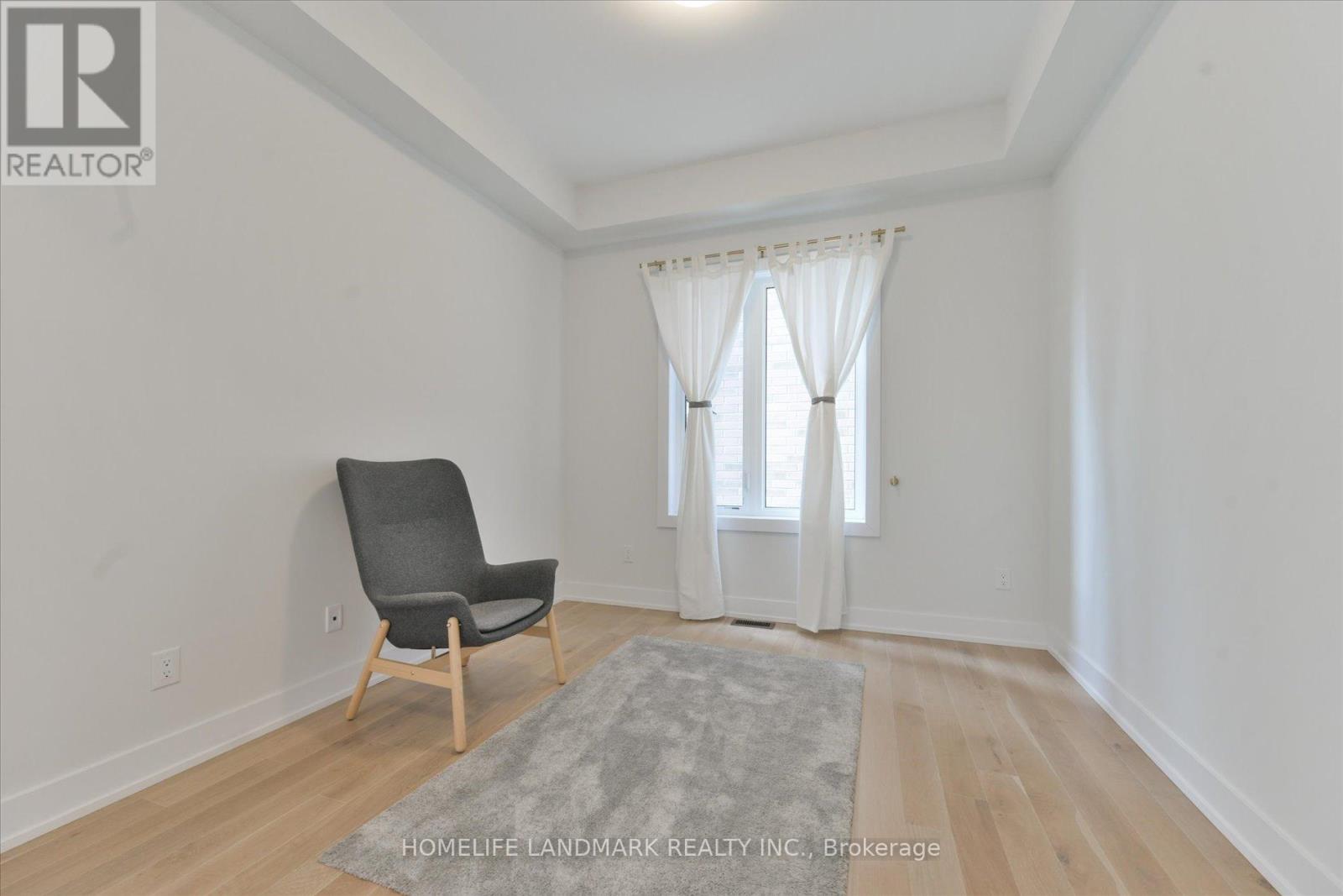 108 Pine Hill Crescent E, Aurora, Ontario  L4G 3X9 - Photo 4 - N13643194