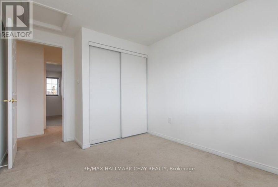 361 Dunsmore Lane, Barrie (Georgian Drive), Ontario  L4M 7B1 - Photo 15 - S13643138