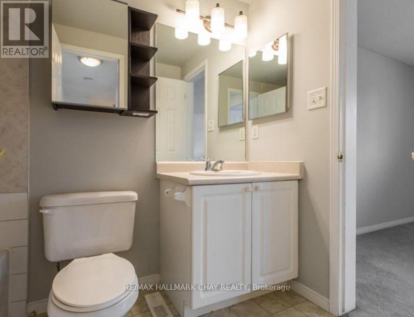361 Dunsmore Lane, Barrie (Georgian Drive), Ontario  L4M 7B1 - Photo 18 - S13643138