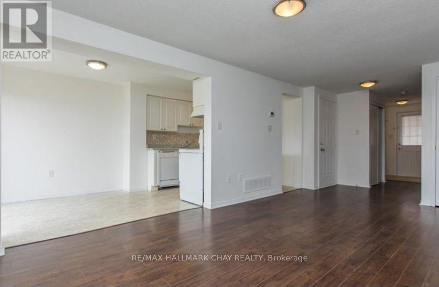 361 Dunsmore Lane, Barrie (Georgian Drive), Ontario  L4M 7B1 - Photo 3 - S13643138