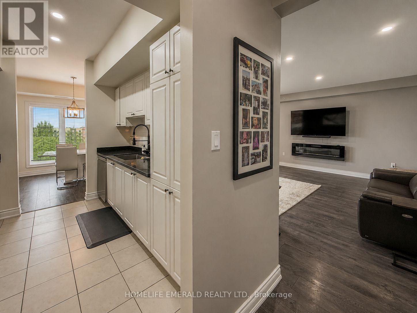 413 - 100 Dean Avenue, Barrie (Painswick South), Ontario L9J 0H1 - Photo 19 - S13643218