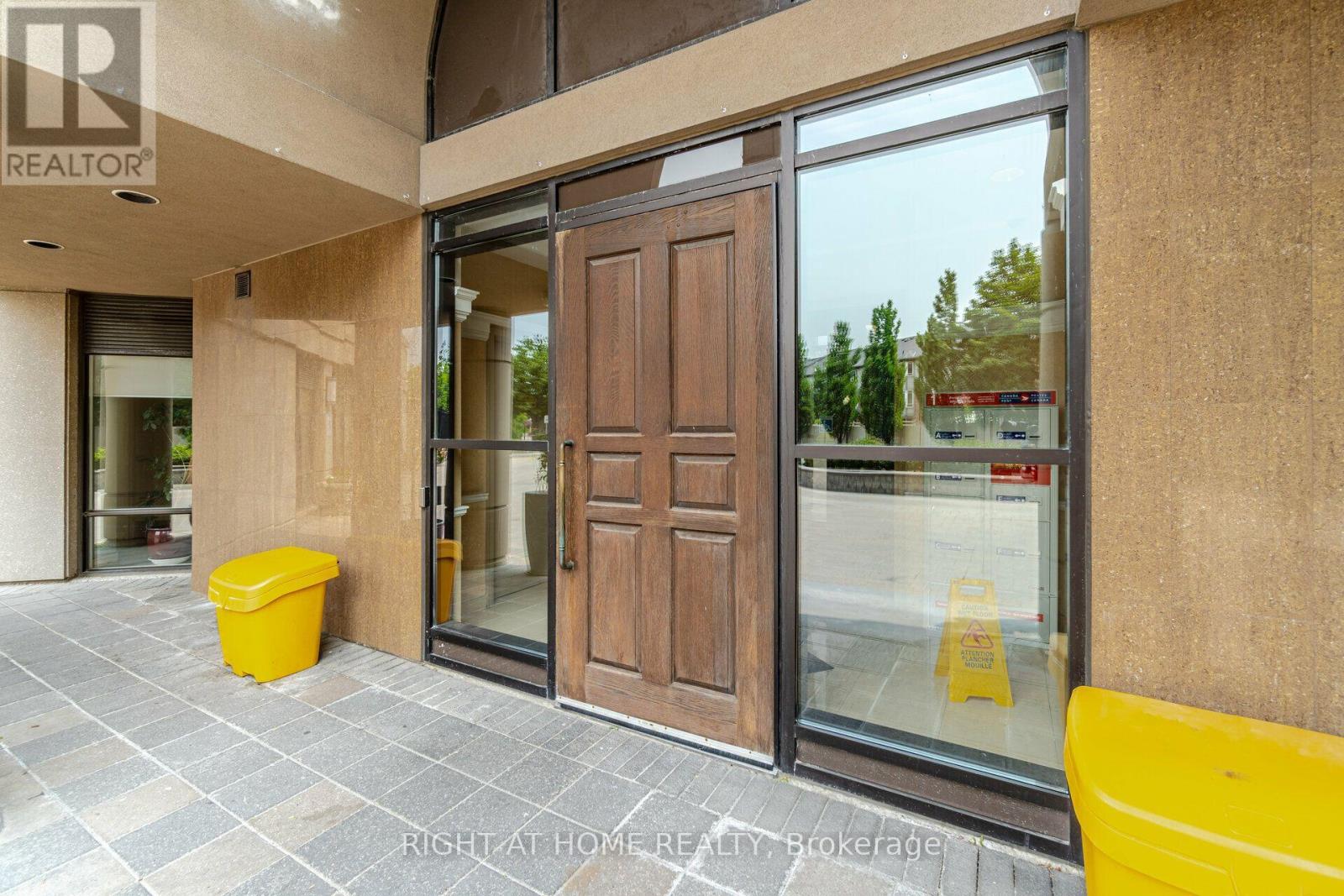 907 - 220 Forum Drive, Mississauga, Ontario  L4Z 4K1 - Photo 2 - W13643128