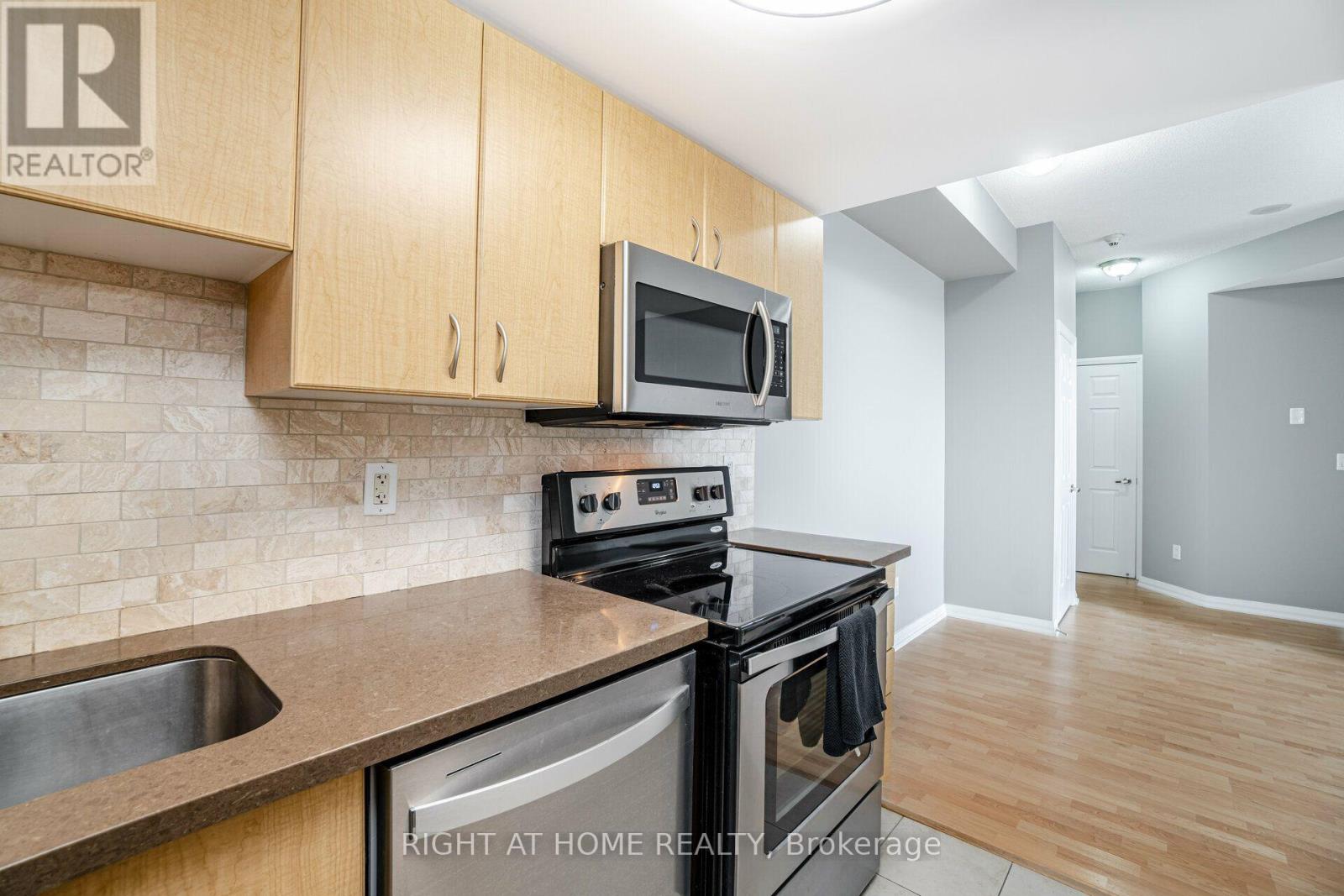 907 - 220 Forum Drive, Mississauga, Ontario  L4Z 4K1 - Photo 5 - W13643128