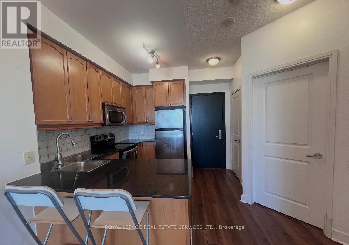 1110 - 80 Absolute Avenue, Mississauga, Ontario  L4Z 0A4 - Photo 2 - W13643190