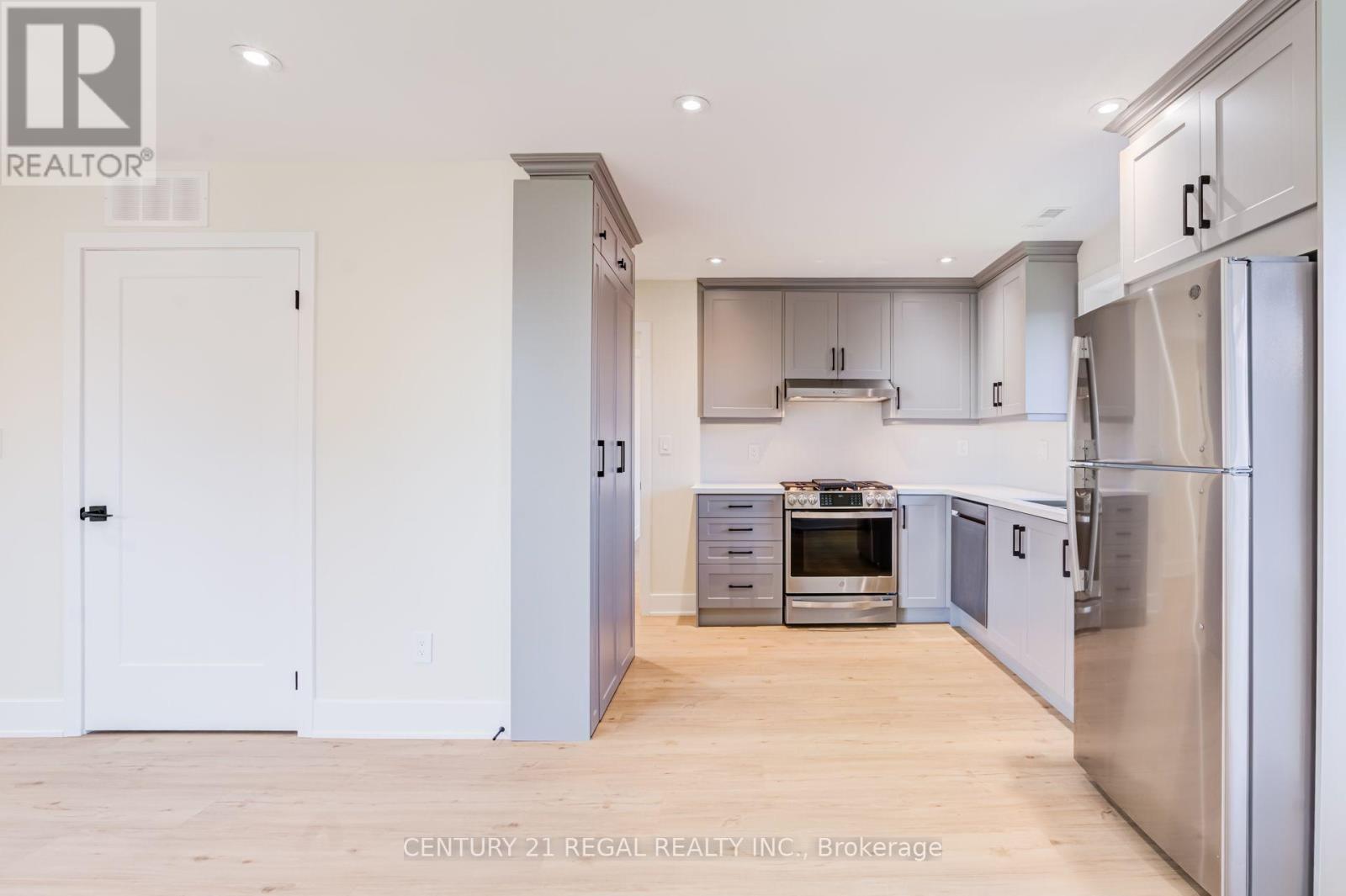 3 - 171 Gamma Street, Toronto, Ontario M8W 4G3 - Photo 3 - W13643206