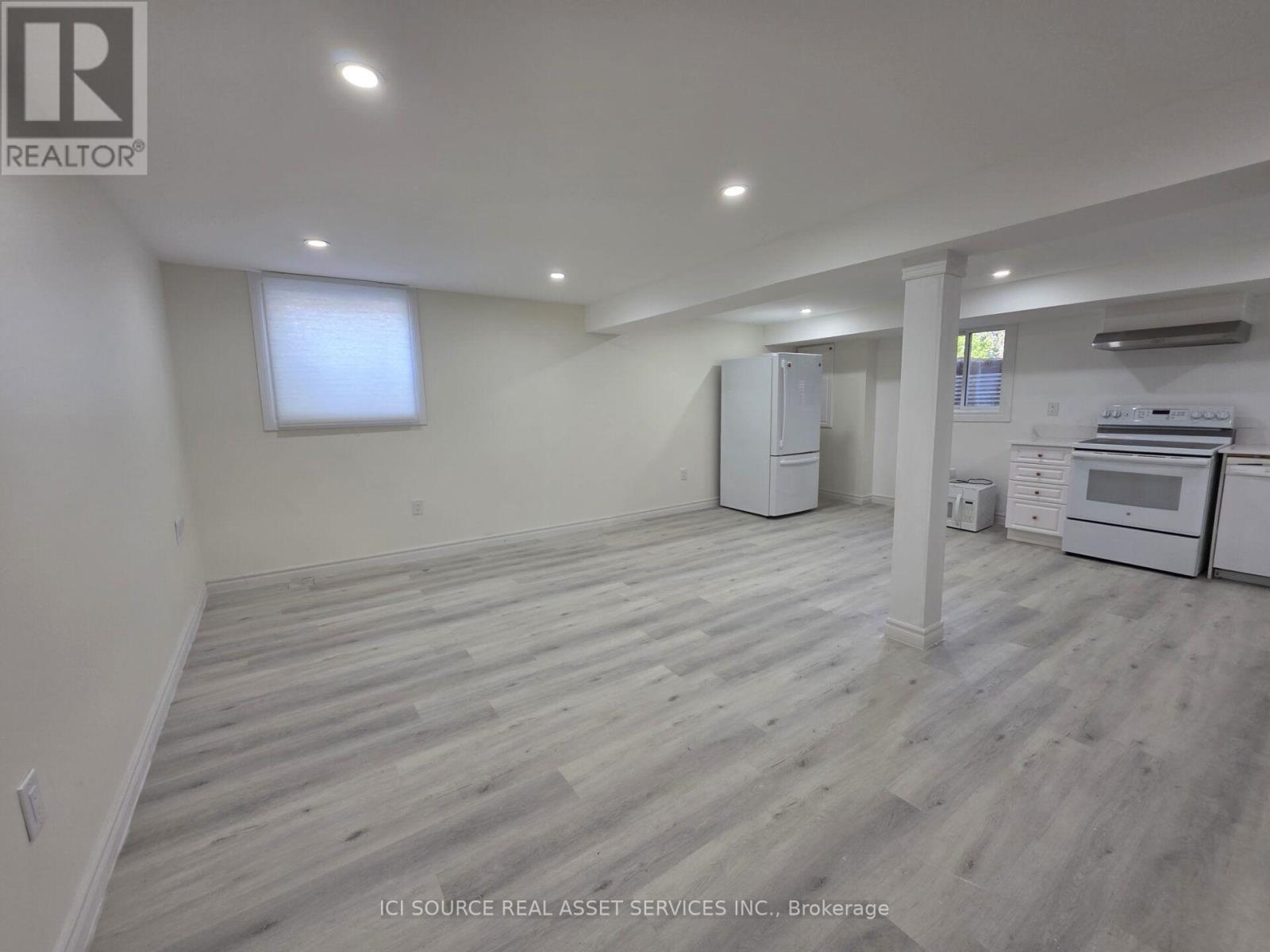 Basement - 1324 Odessa Crescent, Oakville, Ontario  L6H 1R8 - Photo 5 - W13643220