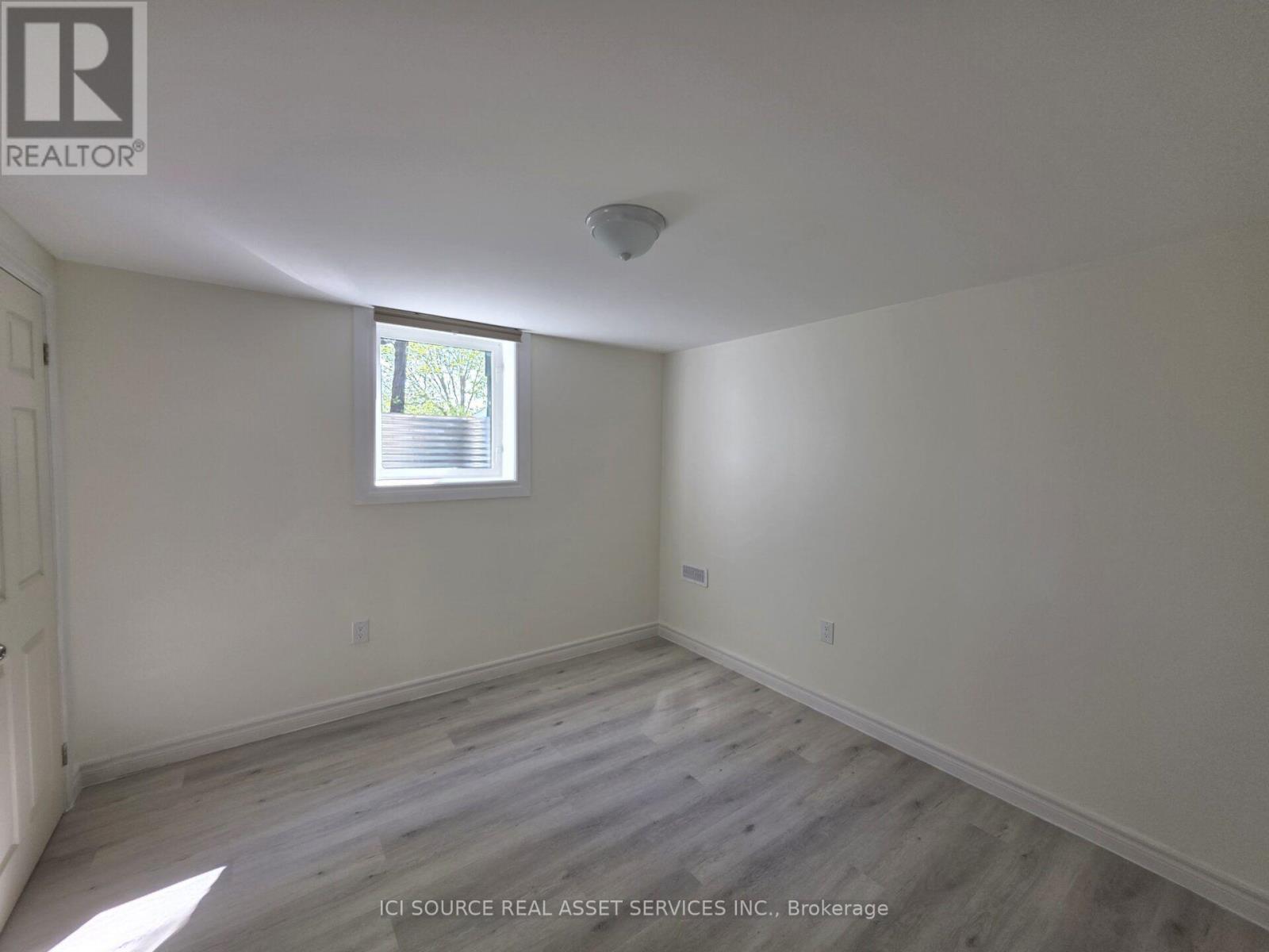Basement - 1324 Odessa Crescent, Oakville, Ontario  L6H 1R8 - Photo 7 - W13643220