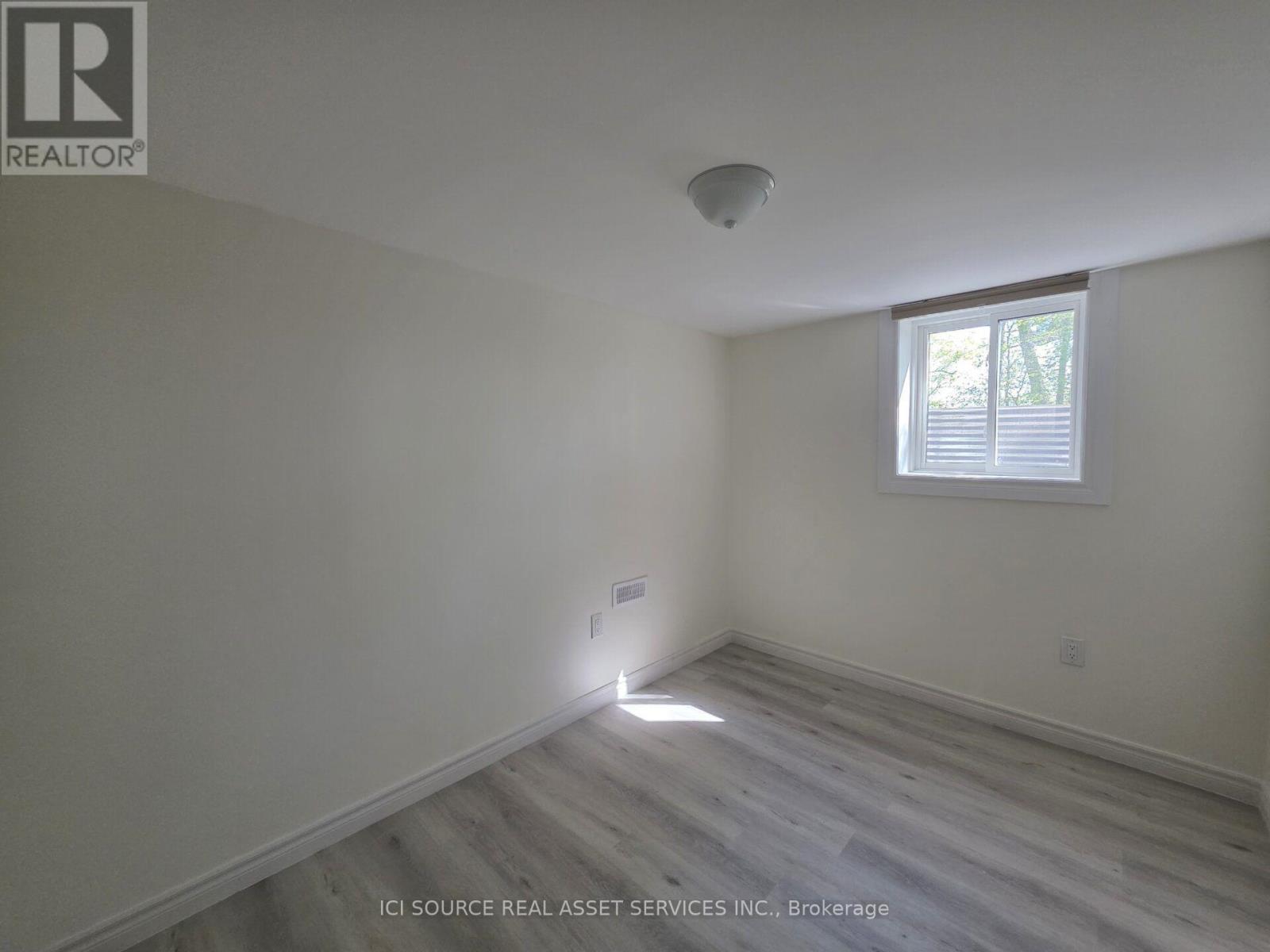 Basement - 1324 Odessa Crescent, Oakville, Ontario  L6H 1R8 - Photo 8 - W13643220