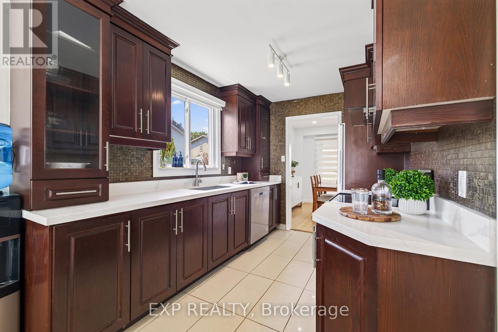 9 Holm Street, Cambridge, Ontario  N3C 3N3 - Photo 13 - X13643132